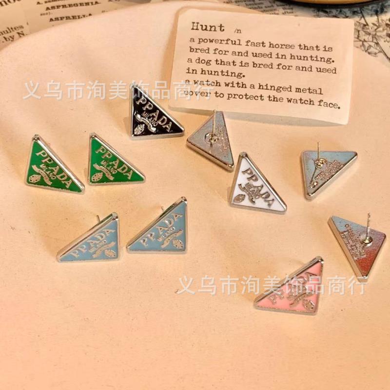 Bông Tai Mạ Bạc 925 Hình Tam Giác In Logo Phong Cách Âu Mỹ Kiểu Mới