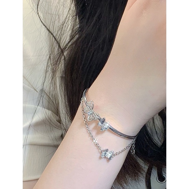 Vòng Tay Hai Lớp Mặt Hình Bướm Phong Cách Hàn Quốc Cho Nữ