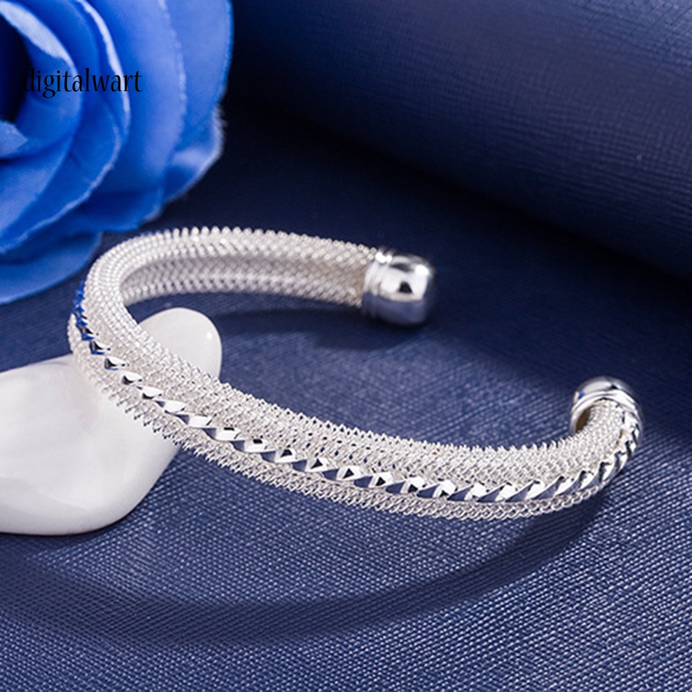 Kỹ Thuật Số| Vòng Đeo Tay Dạng Ống Xoắn Thanh Lịch Dành Cho Nữ