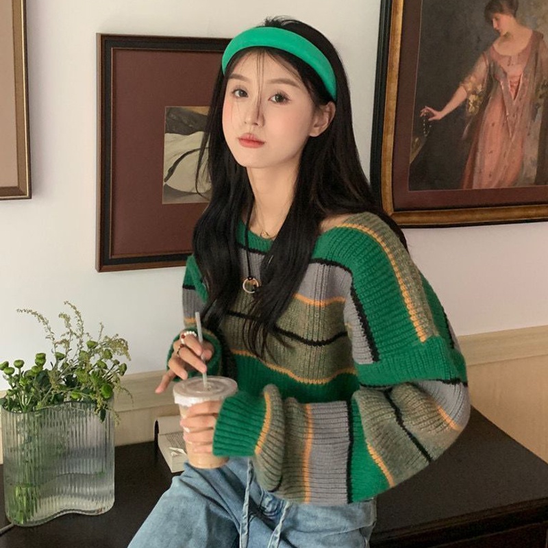 IELGY   Áo sweater Dệt Kim Tay Dài Dáng Ngắn Họa Tiết Kẻ Sọc Màu Sắc Xinh Xắn Thời Trang Cho Nữ