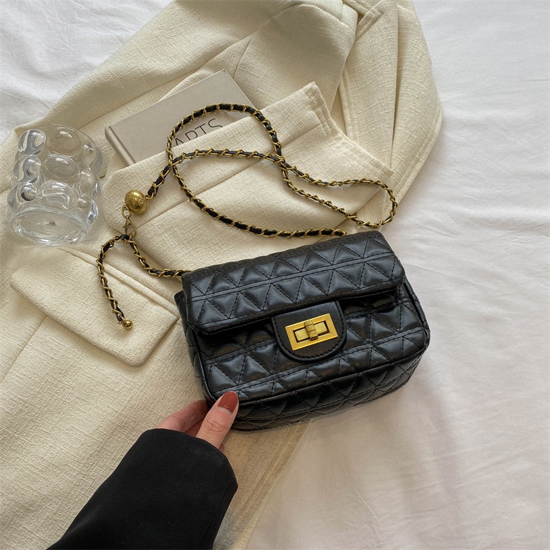 Túi Xách Đeo Vai Phối Dây Xích Thời Trang Nữ Đơn Giản