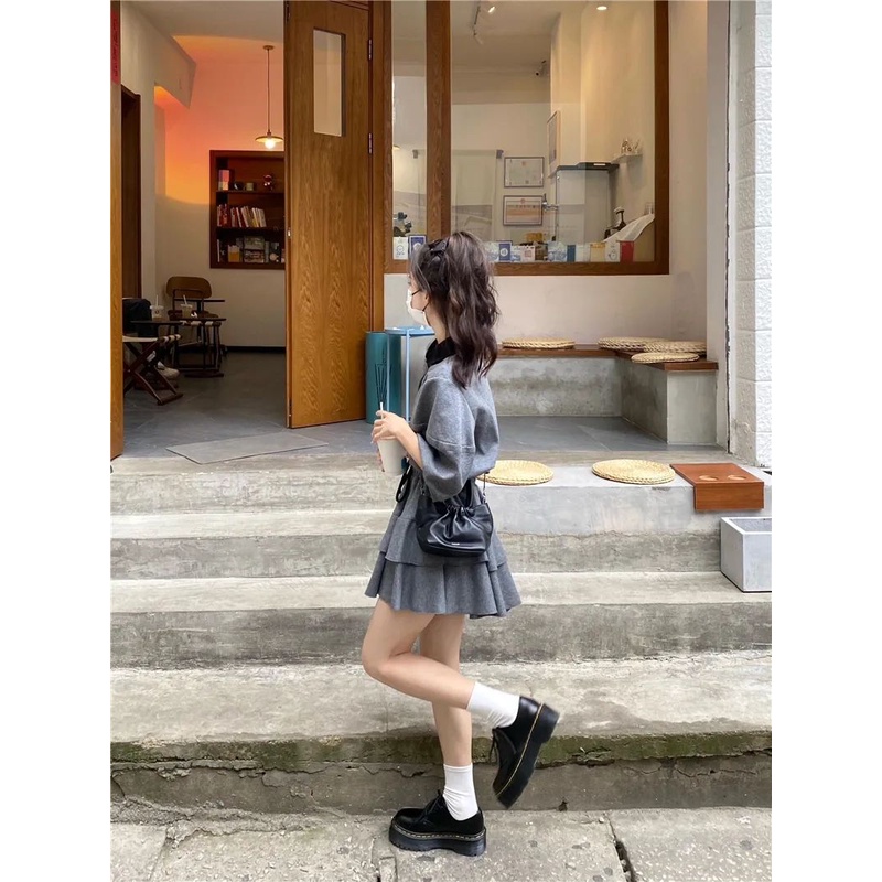 Set 2 Món Nữ Sinh, Phong Cách Nữ Học Sinh Trẻ Trung Cá Tính Màu Xám Dành Cho Bạn Gái