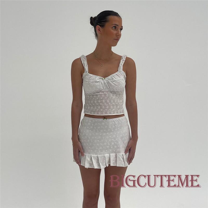 Set Đồ Mùa Hè 2 Món Gồm Áo Hai Dây Buộc Dây Họa Tiết Hoa Hở Lưng + Chân Váy Xếp Ly Mini Quấn Hông Cho NữBộ Đồ Chơi Thiết Kế Độc Đáo Sáng Tạo Dành Cho Bé