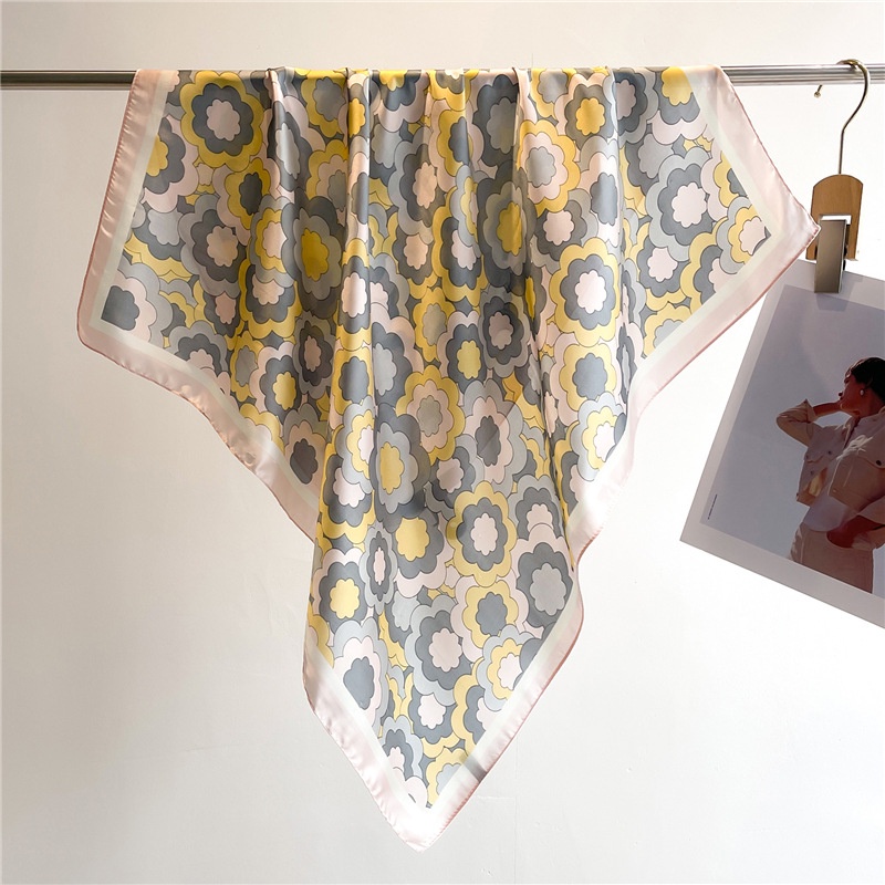 Khăn Choàng Cổ Hình Vuông 70x 70cm Bằng Lụa In Họa Tiết Hoa Sang Trọng Thời Trang Cho Nữ