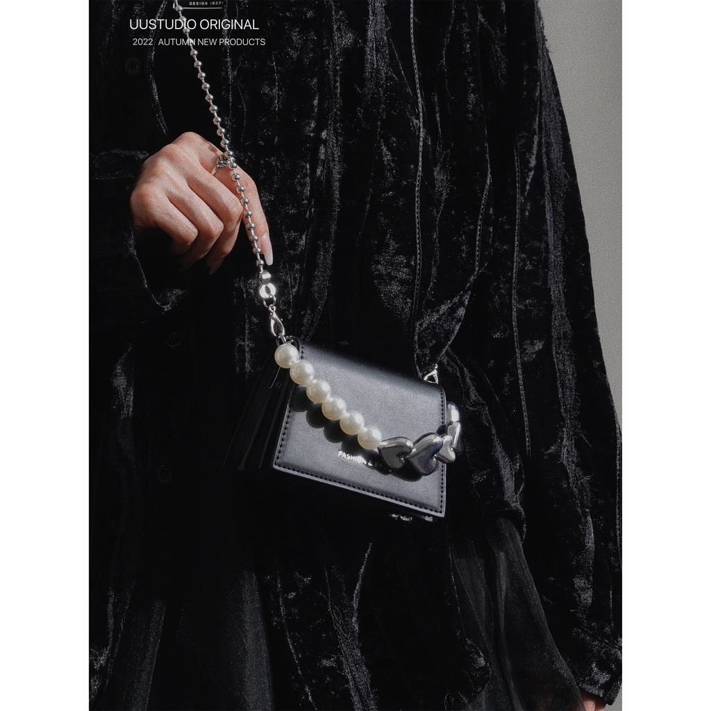 Túi Đeo Chéo Mini AGB Đính Hạt Trái Tim Thiết Kế Ngọt Ngào Dòng Niche