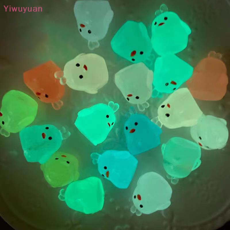 Bộ 5 Vịt Con Mini Phát Sáng Dùng Trang Trí Vườn Mới