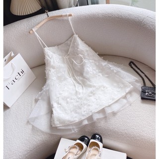 Đầm doll trắng 2 dây ren lông vũ