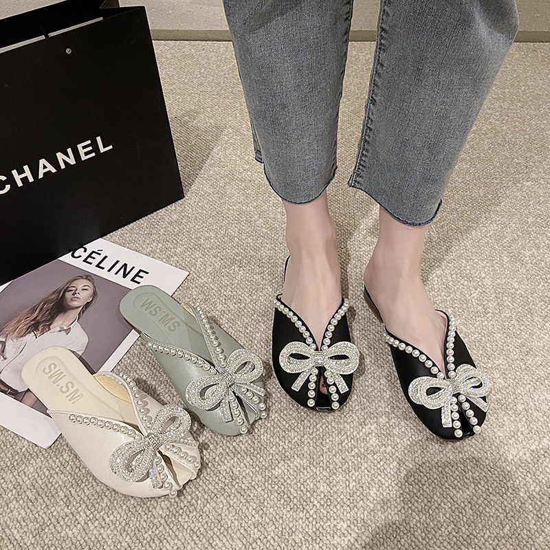 Dép Mũi Tròn Đế Bằng Màu Trơn Đính Ngọc Trai Thời Trang Mùa Hè Phong Cách Hàn Quốc Cho Nữ