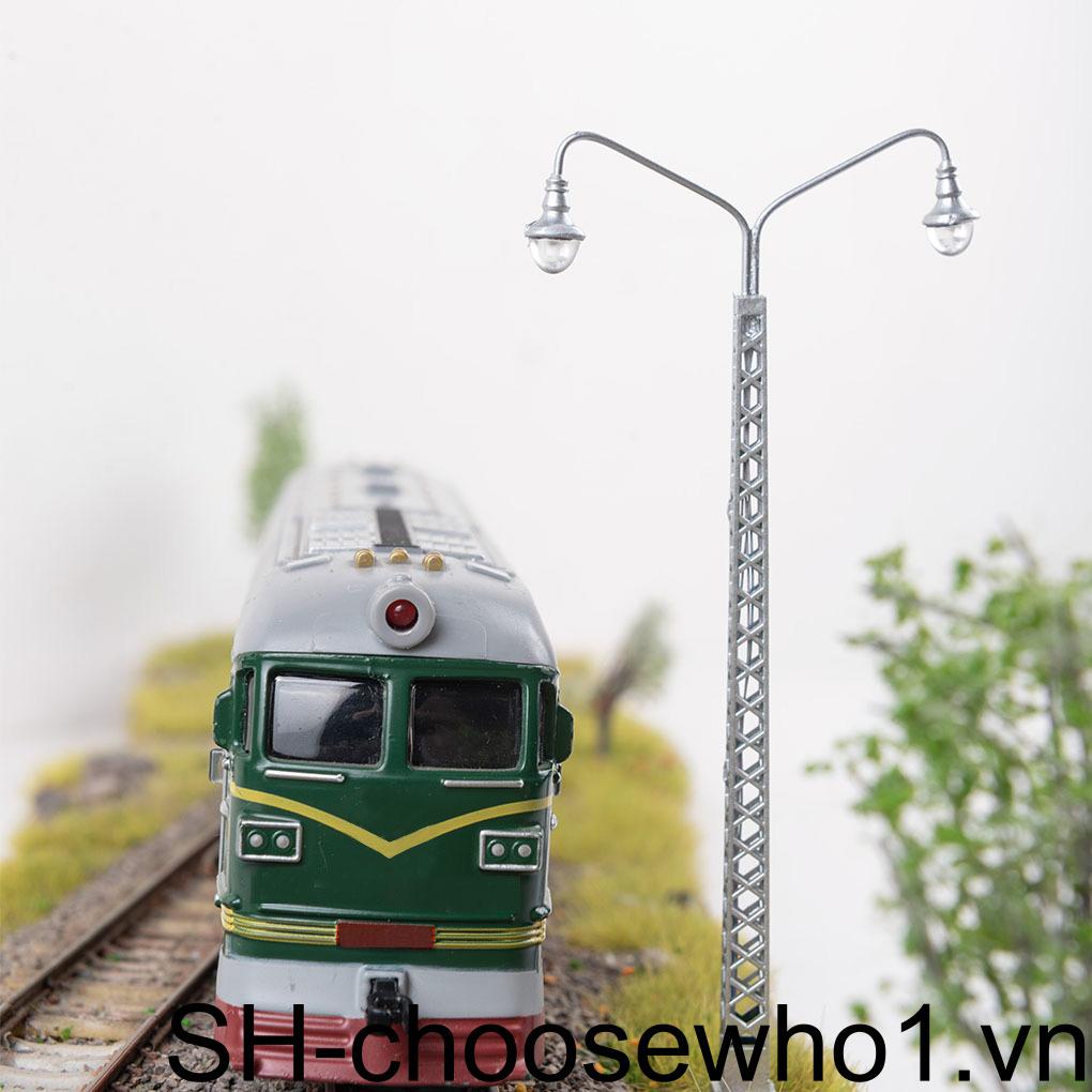 Mô Hình Đèn Đường Ray Tỉ Lệ 1: 87 Dùng Trang Trí Sân Vườn