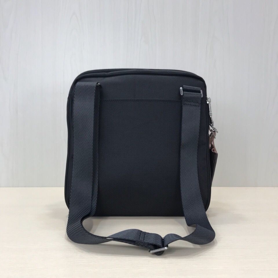Đầm Ôm Body Dễ Thương Xinh Xắn Cao Cấp 222304Túi Messenger Đeo Vai Nvy2 Rộng 28 Chiều Dài 5 / 10 / 30 Độ Cao