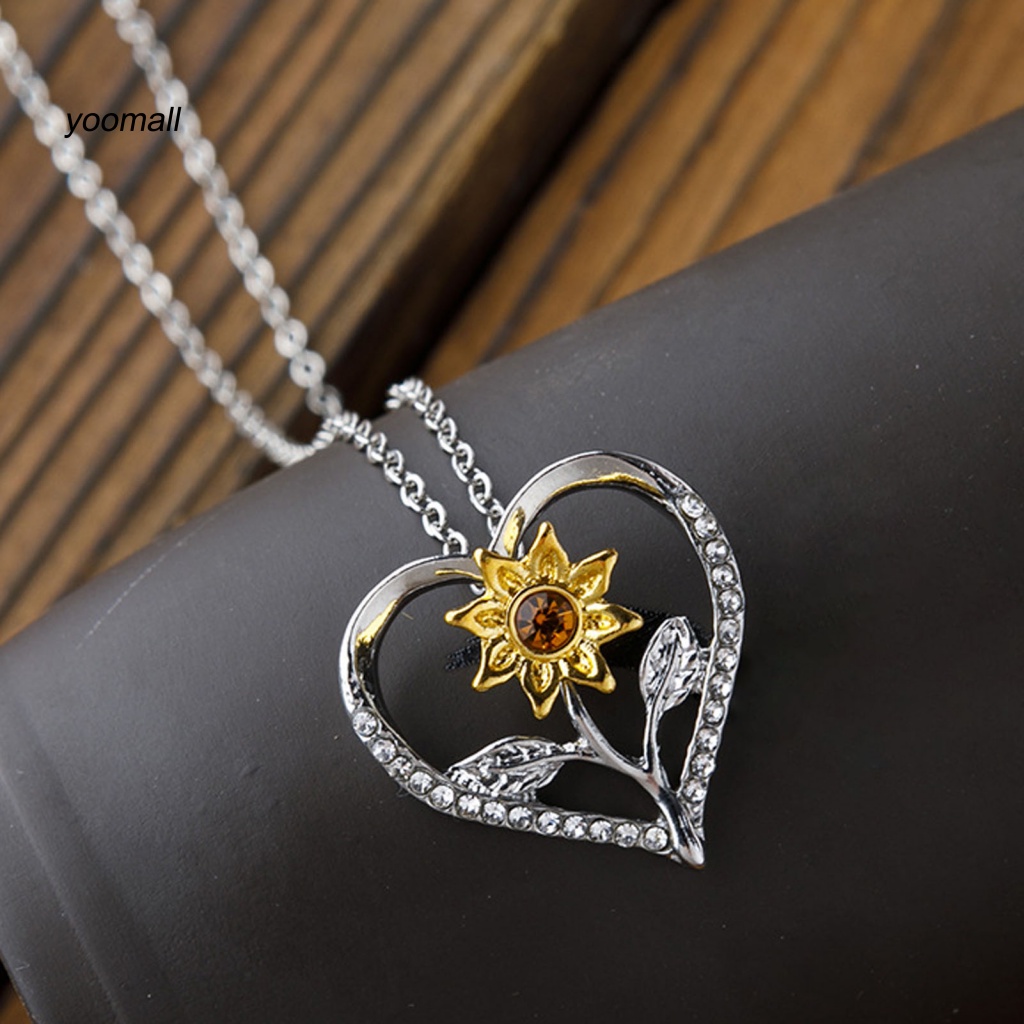 Vòng cổ Mặt Hình Trái Tim Đính Đá Lấp Lánh