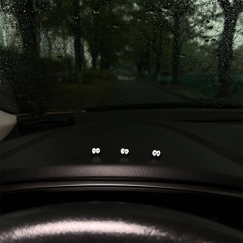 Healing Car Decoration Miyazaki Hayaototoro and Small Briquette Cute Vehicle Center Console Decoration Car Window 5sdE