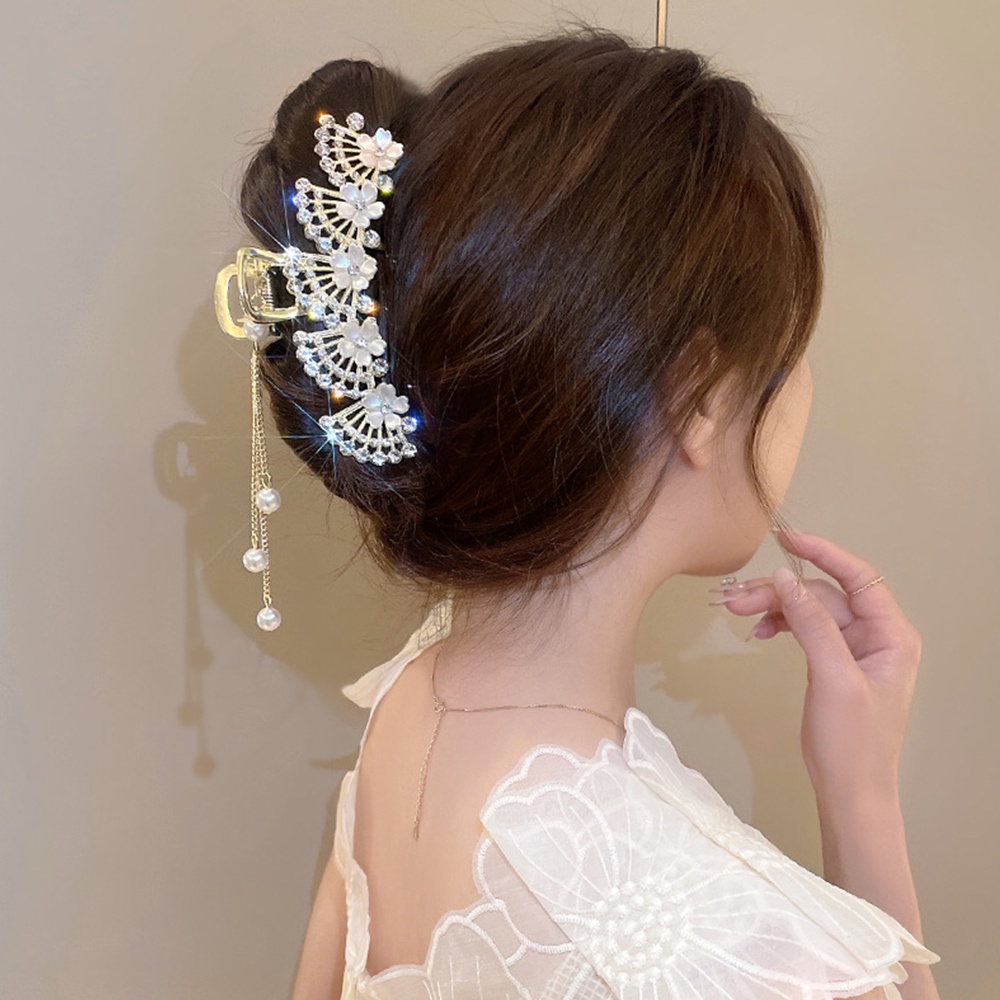 1 Kẹp Tóc Kim Loại Hình Cá Mập Đính Đá Phong Cách Vintage