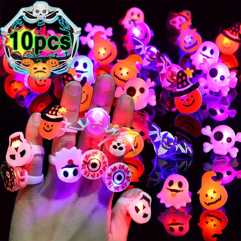 Set 10 Nhẫn Đầu Lâu / Dơi Có Đèn LED Phát Sáng Trang Trí Halloween