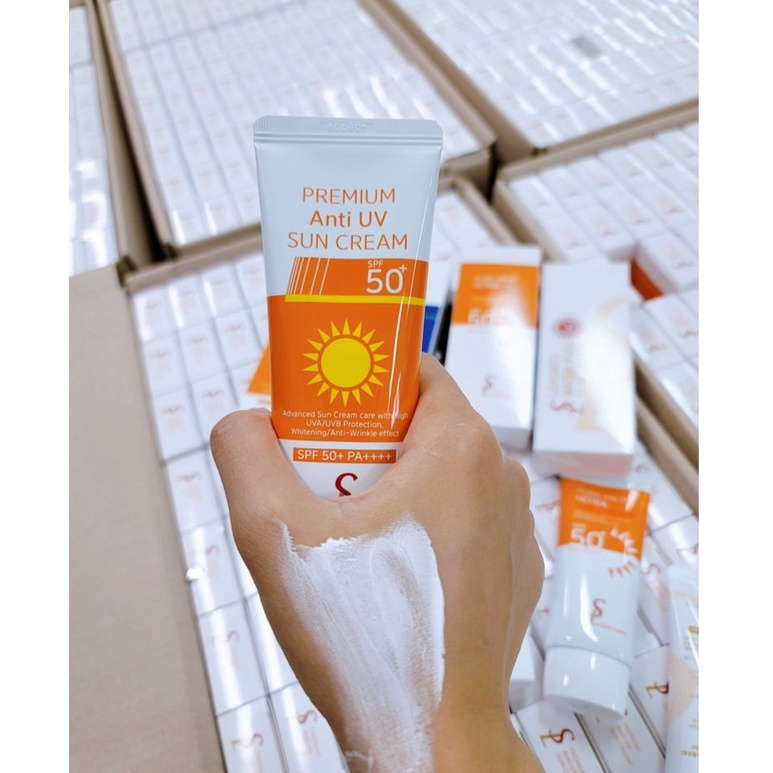 Kem Chống Nắng Nâng Tông Da Smile Leader Sun Cream SPF50 Hàn Quốc - 60ml
