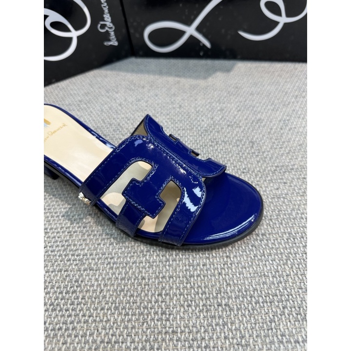 Sam Edelman Dép Cao Gót Bằng Da Bò Đế Dày Đục Lỗ Màu Kẹo Đơn Giản Mùa Hè Mới Cho Nữ