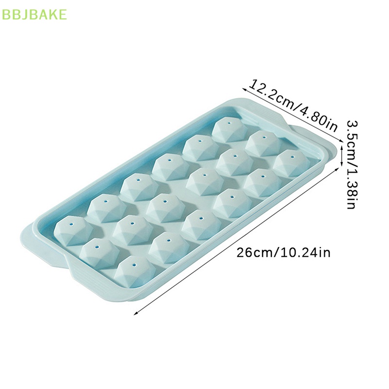 Khuôn Làm Đá Viên 18 Ô Có Nắp Bằng Nhựa