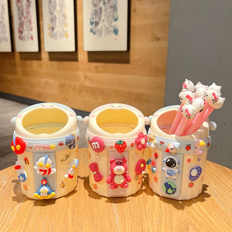 Ống Đựng Bút Để Bàn Họa Tiết Hoạt Hình Dễ Thương Cho Học Sinh