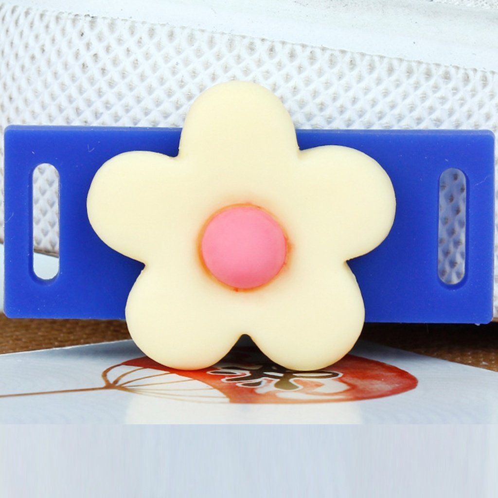 1 pc / 3 chiếc phim hoạt hình dễ thương màu kẹo hoa tinh tế phụ kiện thời trang khóa dây giày