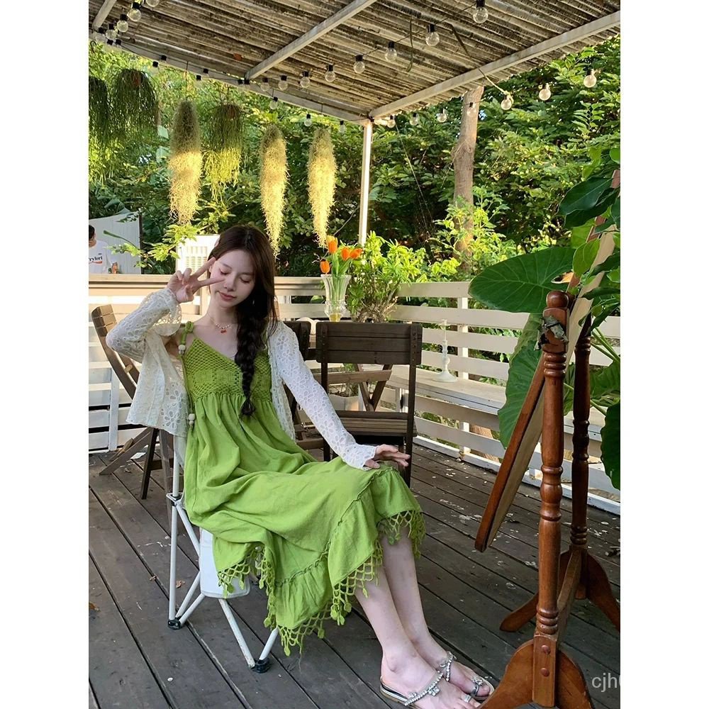 Đầm Hai Dây Màu Xanh Lá Phối Tua Rua Phong Cách Bohemian Thời Trang Mùa Hè 2023 Dành Cho Bạn Nữ