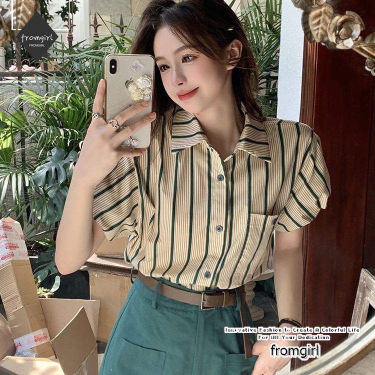 Áo sơ mi ngắn tay sọc cổ điển của phụ nữ mùa hè 2023 thiết kế mới sense polo cổ phồng tay ngắn lên trên
