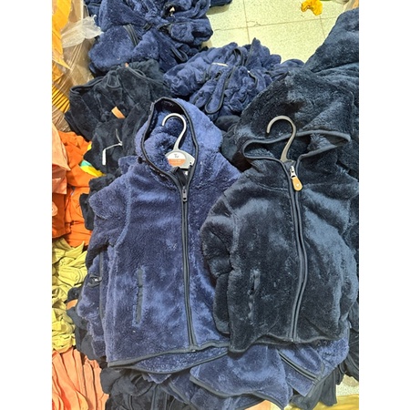 Áo khoác lông cừu HM