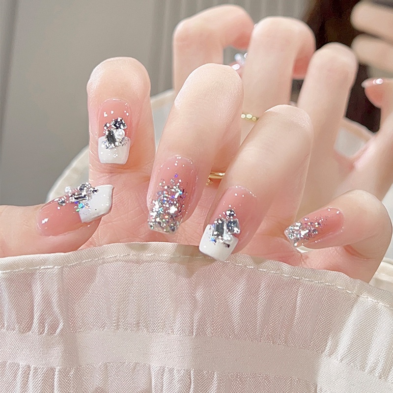 Móng Tay Giả Màu Trắng Trong Suốt Lấp Lánh Cho Con Gái