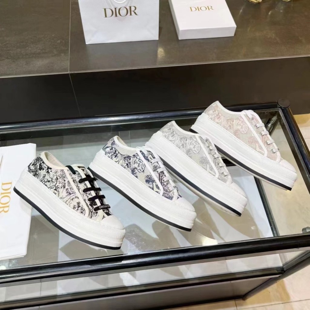 Giày Vải Đế Dày Thêu Chữ 23 Phong Cách Âu Mỹ Hàng Mới Dành Cho Bạn Nữ