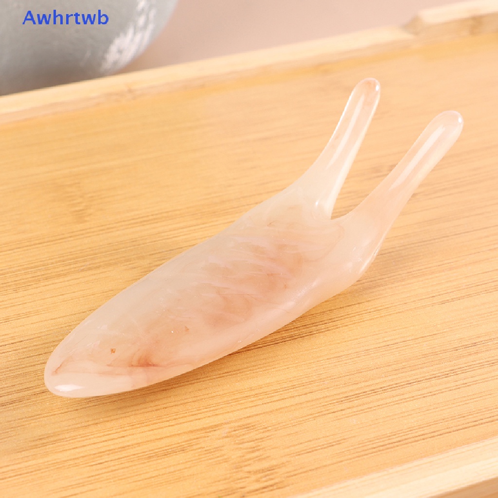 1 Dụng Cụ Mát Xa Mũi Bằng Sáp Ong Tự Nhiên Mới