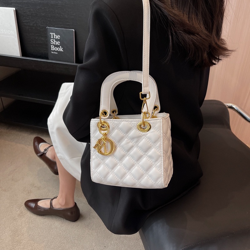 Túi Xách JASMIN NOIR Da PU Dáng Vuông Nhỏ Mặt Kim Loại Kẻ Lưới Đính Kim Cương Đơn Giản Cho Nữ