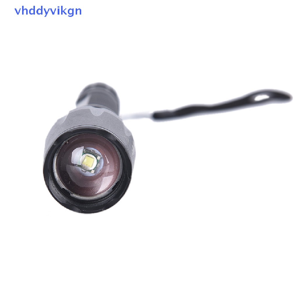 Đèn Pin Siêu Sáng 90000LM T6 18650 Tiện Dụng Chất Lượng Cao
