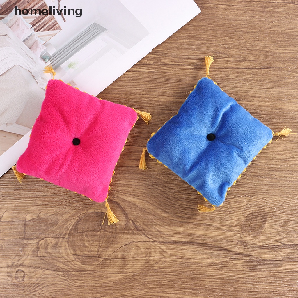 Gối Vuông Trang Trí Nhà Búp Bê Dễ Thương Tỉ Lệ 1 / 6