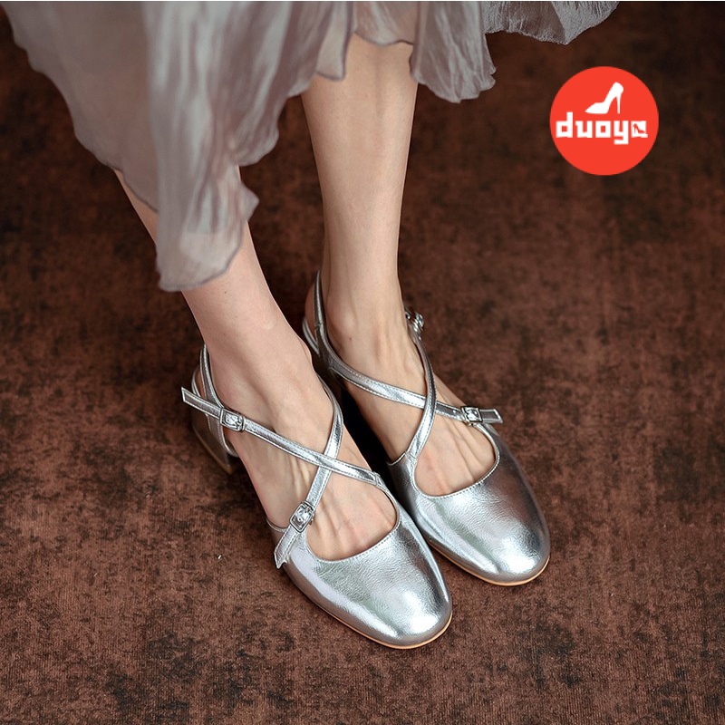 Duoya Tóc Thẳng ~ [Hàng Có Sẵn] Giày Sandal Bít Mũi Gót Vừa Quai Chéo Mary Jane Màu Bạc Mùa Hè Cho Nữ Miễn Phí Vận Chuyển