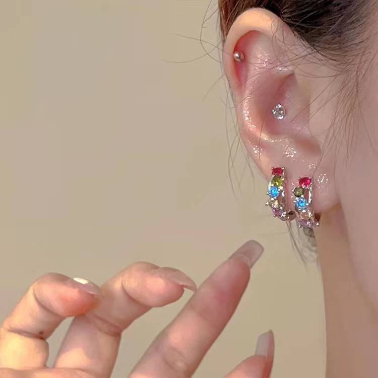 Khuyên Tai Vòng Nhỏ Nhắn Tinh Xảo Mẫu Mới 2023 Dành Cho Nữ