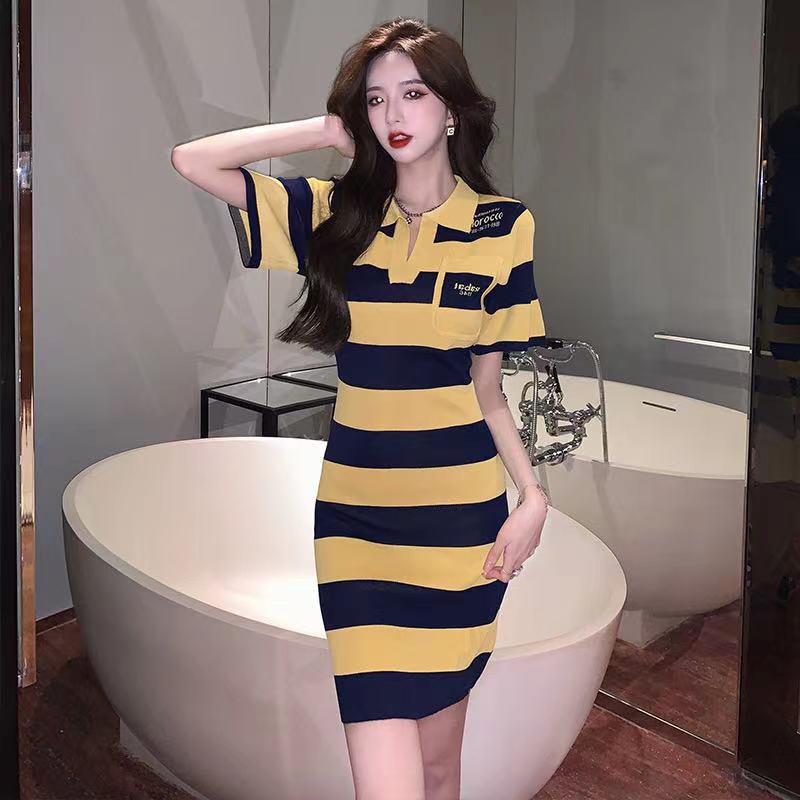 IELGY      Đầm Dệt Kim Ngắn Tay Cổ polo Họa Tiết Kẻ Sọc Màu Sắc Tương Phản Phong Cách Pháp Cổ Điển Thời Trang Cho Nữ