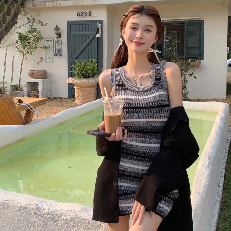 Đầm Dệt Kim Sát Nách Kẻ Sọc Màu Gradient Phong Cách Hàn Quốc Cho Nữ