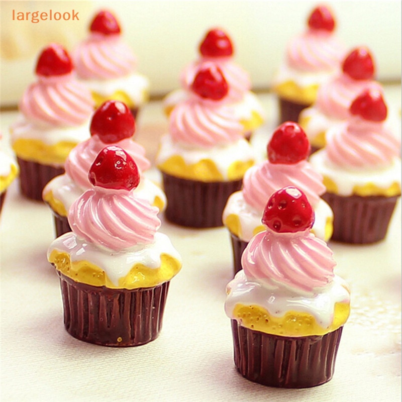 Bộ 3 Mô Hình Bánh Dâu Tây Mini Trang Trí Nhà Búp Bê