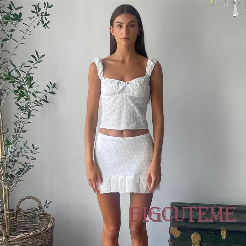 Set Đồ Mùa Hè 2 Món Gồm Áo Hai Dây Buộc Dây Họa Tiết Hoa Hở Lưng + Chân Váy Xếp Ly Mini Quấn Hông Cho NữBộ Đồ Chơi Thiết Kế Độc Đáo Sáng Tạo Dành Cho Bé