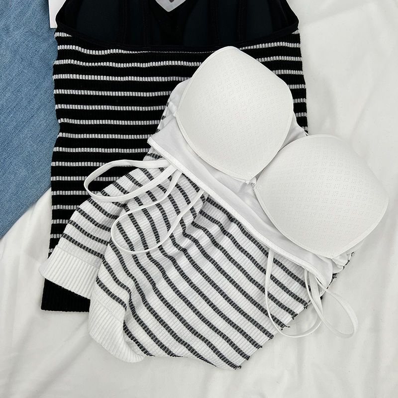 Áo Hai Dây Ôm Dáng Mẫu Mới 2023 Kẻ Sọc Có Đệm Ngực Đẹp Mắt Phù Hợp Với Nữ