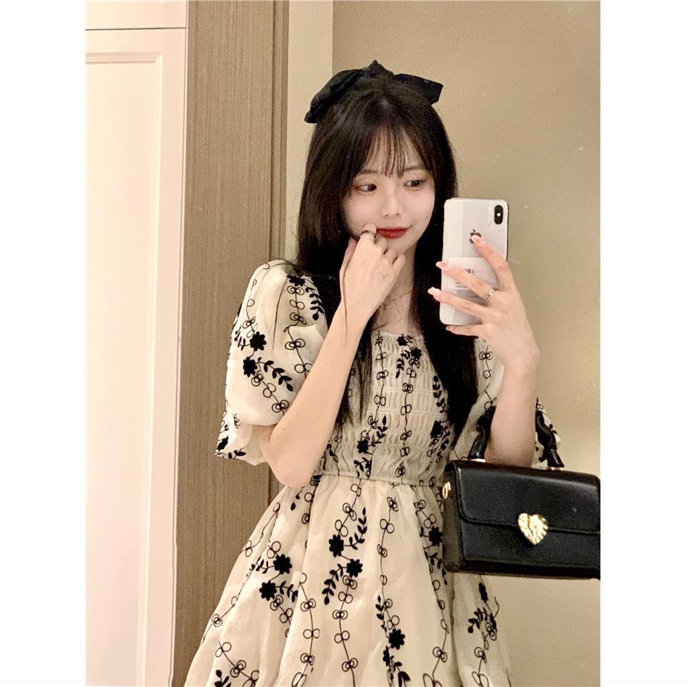 Đầm Dáng Chữ a Cổ Vuông Tay Phồng Thời Trang Mùa Hè Phong Cách Pháp Mới Cho Nữ