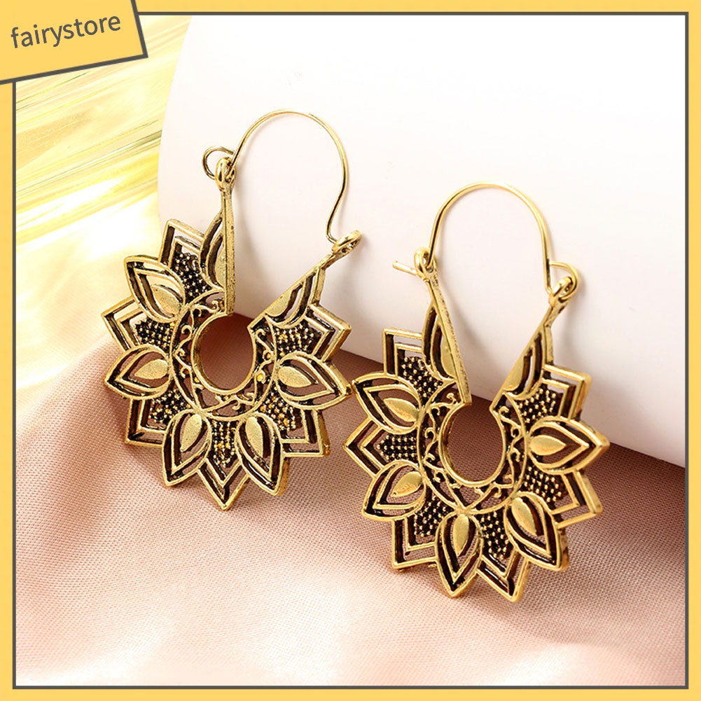 Bông Tai Hình Hoa Rỗng Phong Cách Vintage Thời Trang Cho Nữ