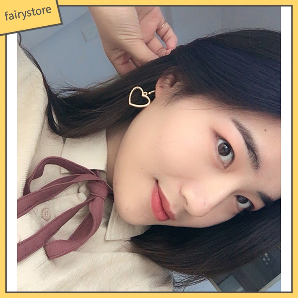 1 Đôi Bông Tai Hình Trái Tim Rỗng Thời Trang Dành Cho Nữ