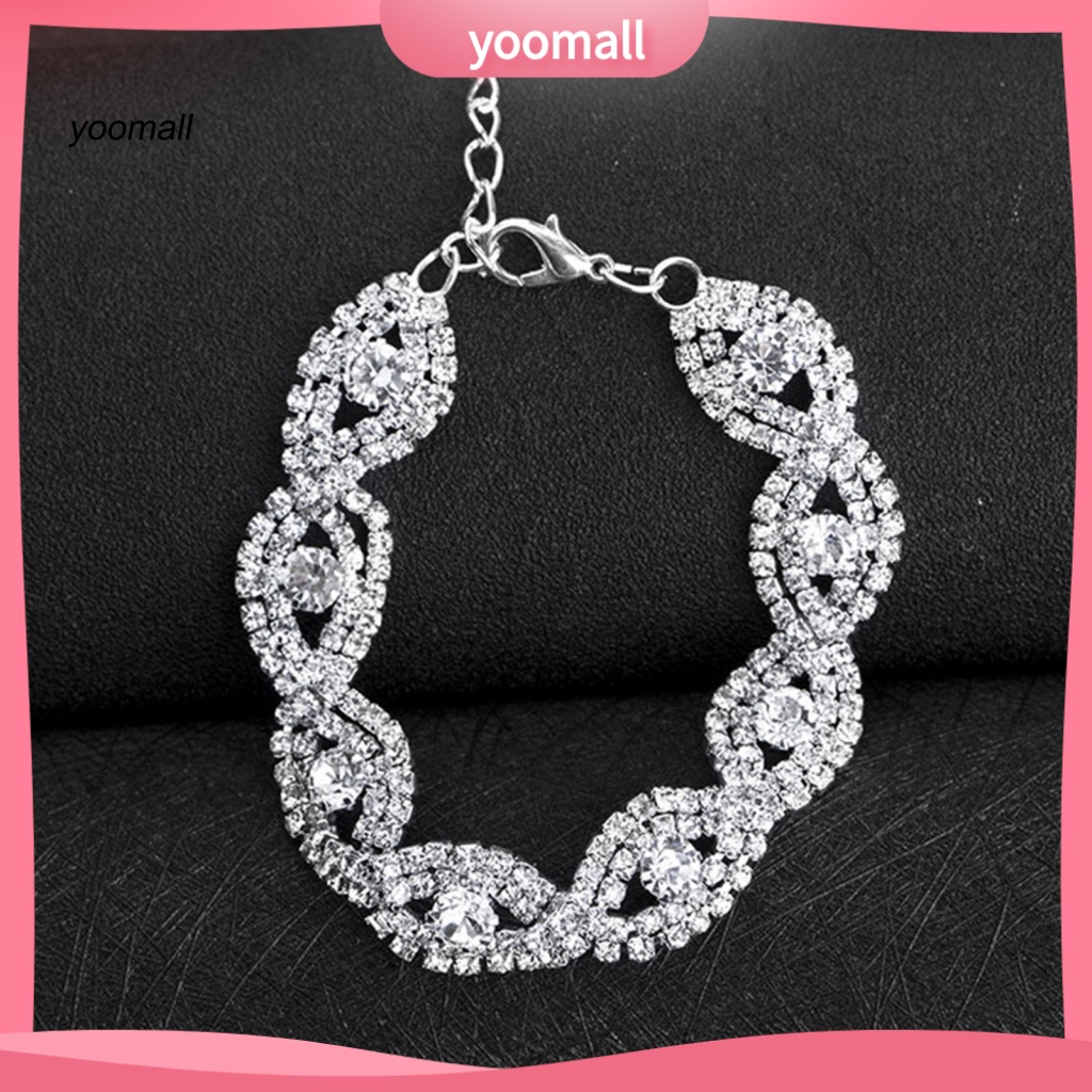 Vòng Đeo Tay Cô Dâu Kiểu Dáng Hình Học Đính Đá Sang Trọng