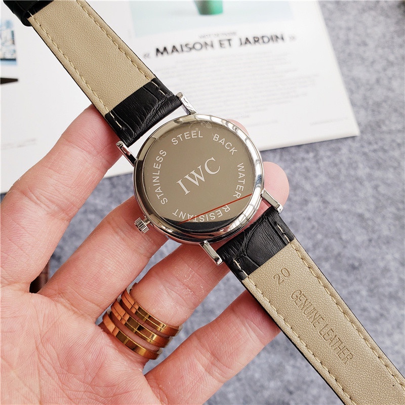 Đồng Hồ Quartz Nam Hiển Thị Ngày Dây Da 38mm