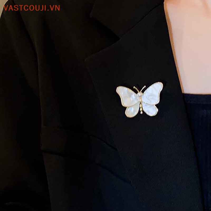 Ghim Cài Áo Hình Bướm Đính Ngọc Trai Nhân Tạo Màu Vàng Thời Trang Mùa Hè Cho Nữ