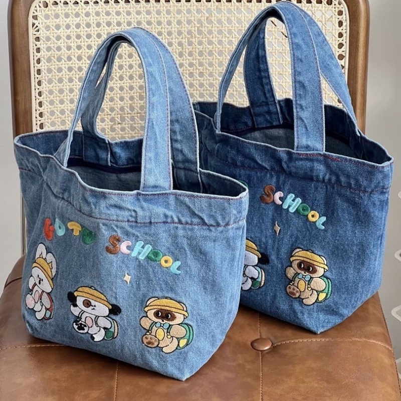Túi tote Vải denim Cỡ Lớn Thêu Họa Tiết Hoạt Hình Nhật Bản Dễ Thương Cho Học Sinh