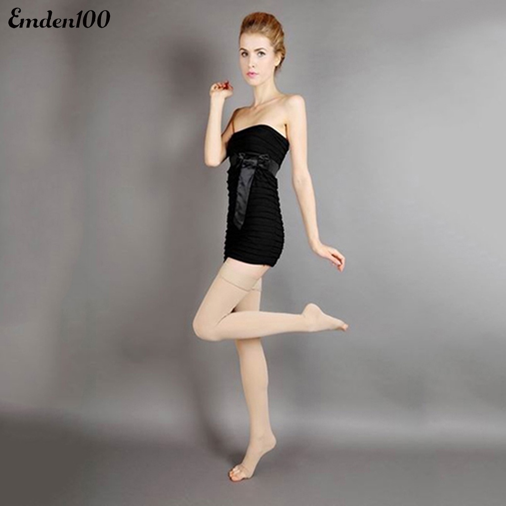 1 Đôi Tất Màu Trơn Thoáng Khí Cho Nam Nữ