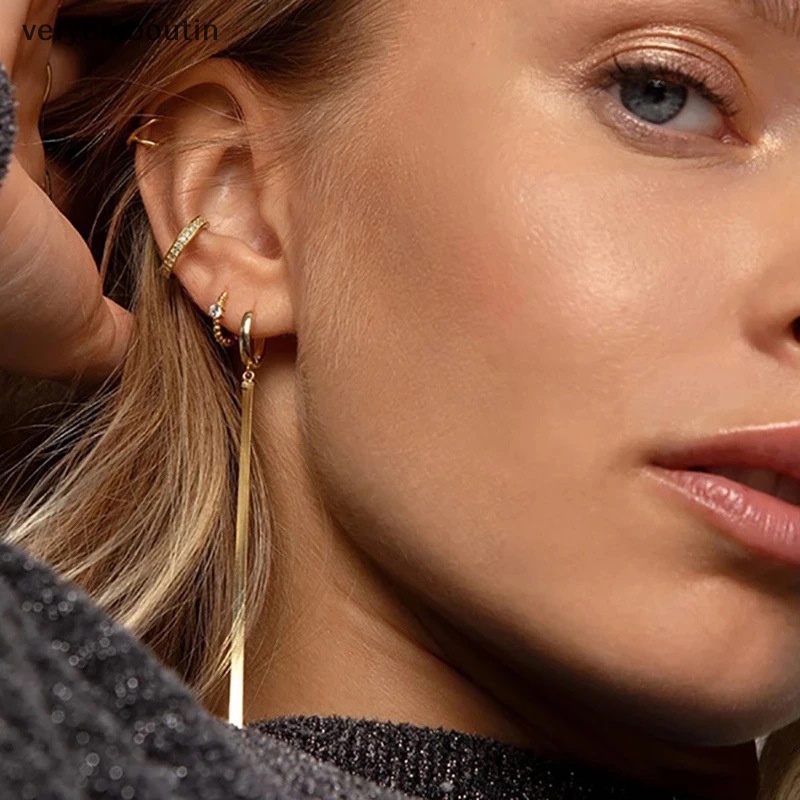 Bông Tai Dáng Dài Phối Tua Rua Đơn Giản Độc Đáo Thời Trang Cho Nữ