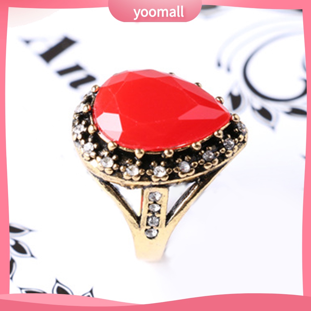 Nhẫn Đính Đá Hình Giọt Nước Phong Cách Vintage