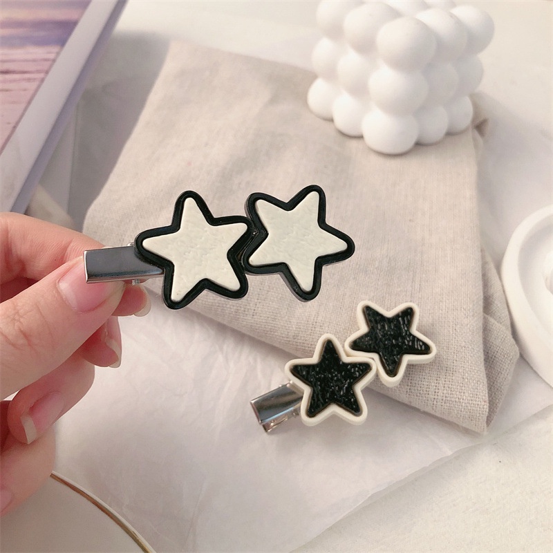 Kẹp Tóc Nữ Hình Ngôi Sao Năm Cánh Màu Trắng Đen Đơn Giản Đa Năng YR